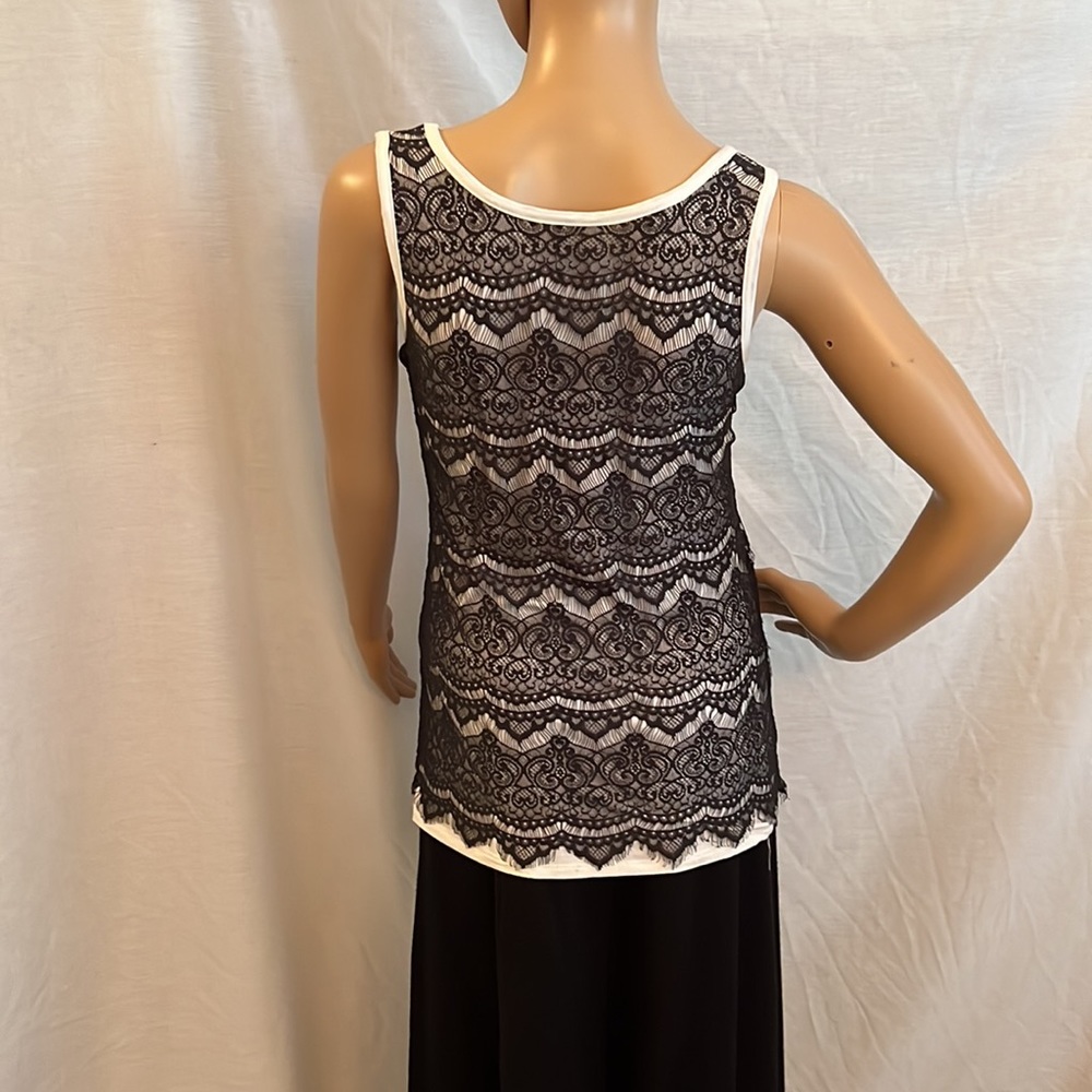 Lacy tank - Picture 2 of 4